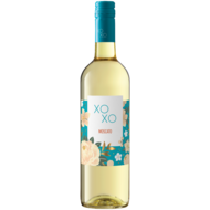 XOXO Moscato 750mL